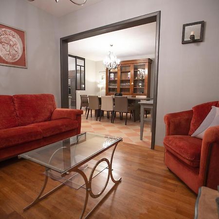 Chambre Jungle Dans Maison D'Hote "Le Petit Clouet"- โรเชอร์กอร์บง ภายนอก รูปภาพ