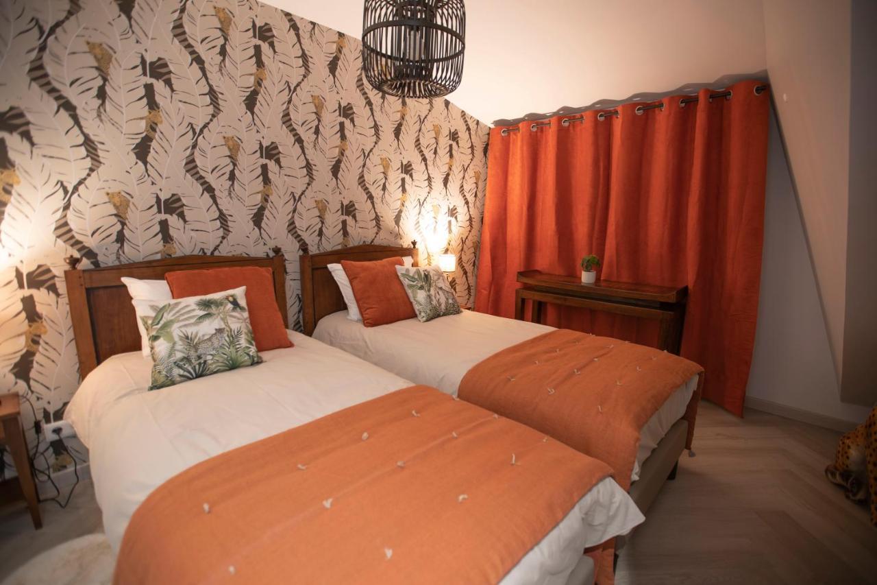 Chambre Jungle Dans Maison D'Hote "Le Petit Clouet"- โรเชอร์กอร์บง ภายนอก รูปภาพ